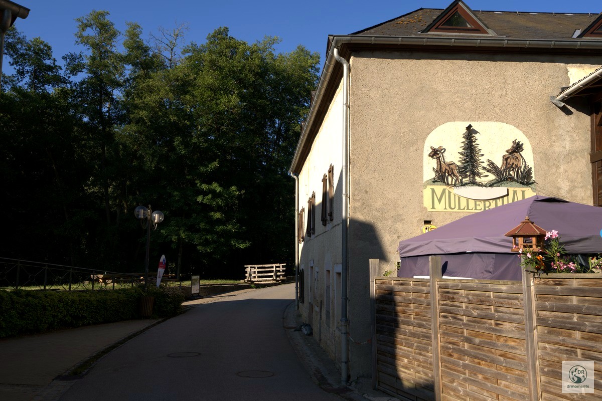 Mullerthal-Wegpunkt am Gasthaus