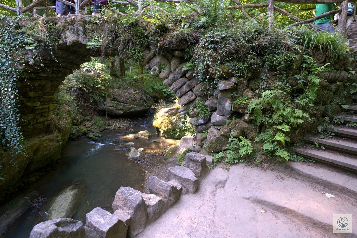 Mullerthal W7: Steinbrücke über den Mullerthal-Bach
